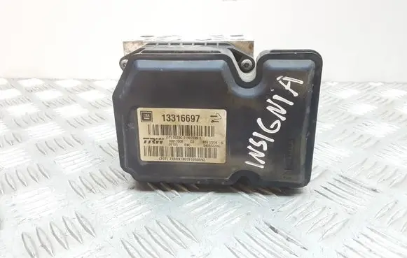 Opel Insignia A ABS Pump 13316697