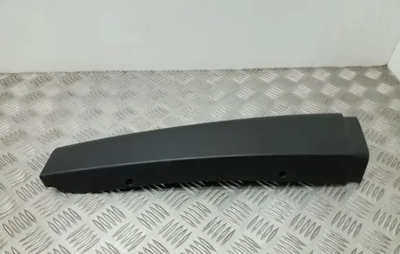 Seat Altea Front door glass trim molding 5P0853290B