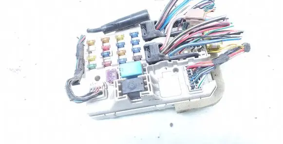 Mazda 6 Fuse module