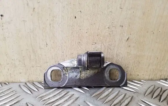 Volvo S80 Rear door upper hinge