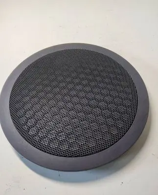 Side speaker trim/cover