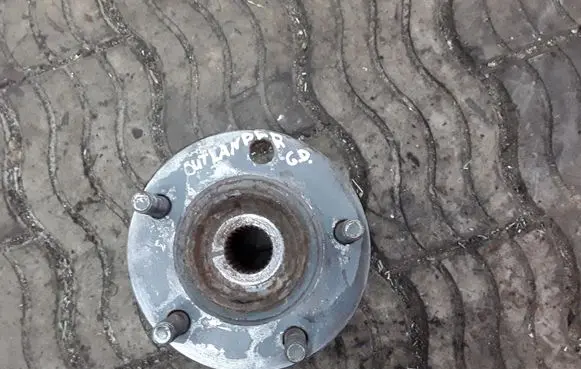 Mitsubishi Outlander Rear wheel hub NOCODE