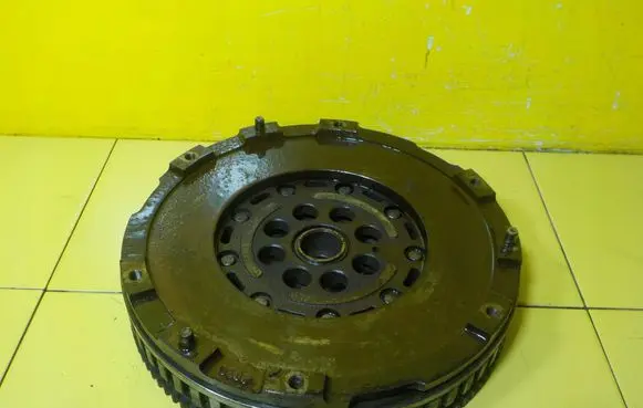KIA Sportage Dual mass flywheel 1HTS3
