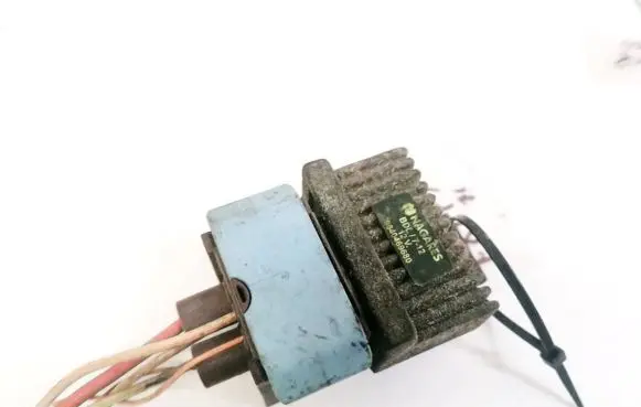 Renault Scenic II - Grand scenic II Glow plug pre-heat relay 9640469680