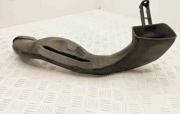 Opel Zafira C Air intake duct part 13307080
