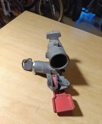 Ford Escort Ignition lock 088495