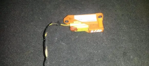 Skoda Fabia Mk1 (6Y) Airbag deployment crash/impact sensor 1T0909606A 5wk43340