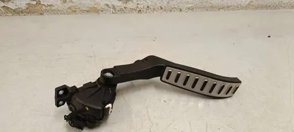 Porsche Cayenne (92A) Accelerator throttle pedal 7l0723507e