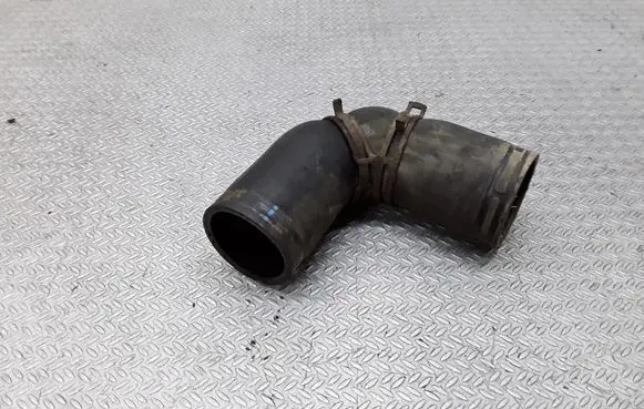 Volkswagen Polo IV 9N3 Intercooler hose/pipe