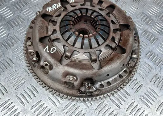 Toyota Yaris Clutch set kit YARISIIISPRZEGLO