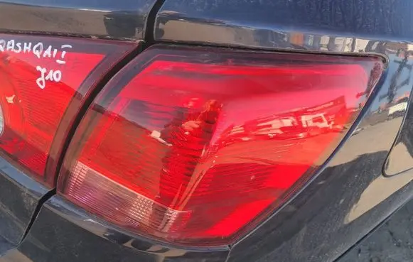 Nissan Qashqai Rear/tail lights 