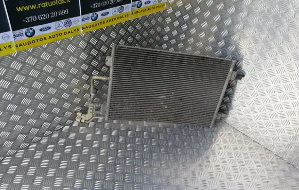 Volkswagen PASSAT B5.5 A/C cooling radiator (condenser) 3B0260401A