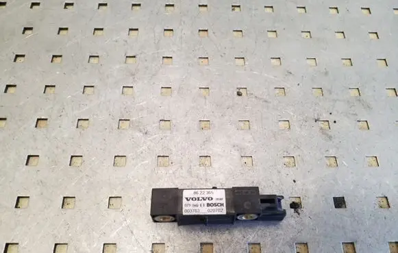 Volvo S60 Airbag deployment crash/impact sensor 8622365