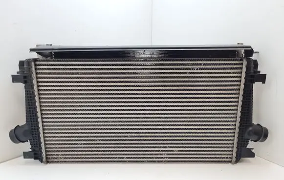 Chevrolet Orlando Intercooler radiator 13267647 13267649