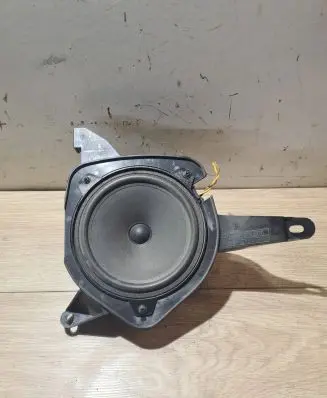 BMW 3 E46 Parcel shelf speaker 8381561