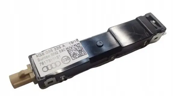 Audi A7 S7 4G Aerial antenna amplifier 4G8035225A
