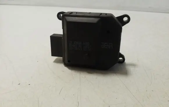 Opel Zafira A Air flap motor/actuator 3093680 B044390