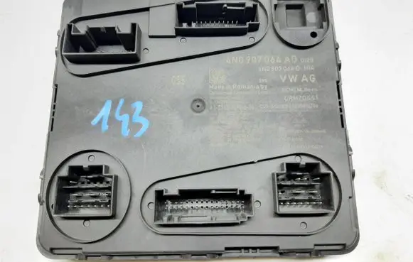 Audi Q7 4M Comfort/convenience module 4N0907064AD