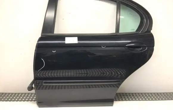 Jaguar X-Type Rear door