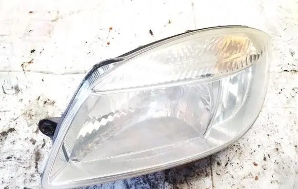 Skoda Roomster (5J) Headlight/headlamp 15566500 155-665-00