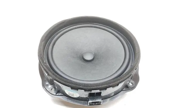 Audi A3 S3 8V Front door speaker 8V0035415D 67881