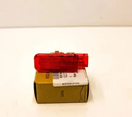 Audi A4 S4 B5 8D Front seat light 8D0947411