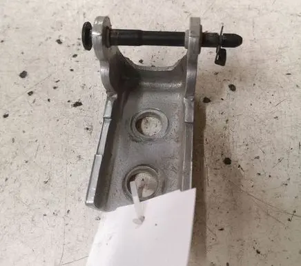 Peugeot 308 Rear door lower hinge