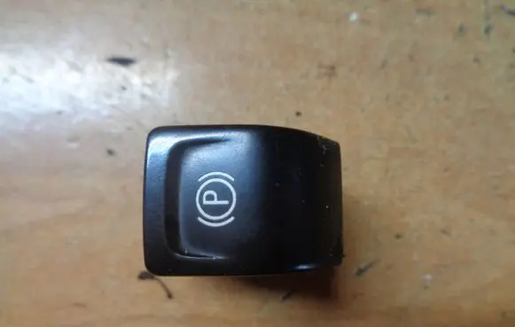 Opel Meriva B Hand parking brake switch 13271123