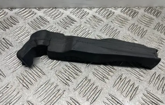 Audi A7 S7 4G Fender foam support/seal 4G8823722