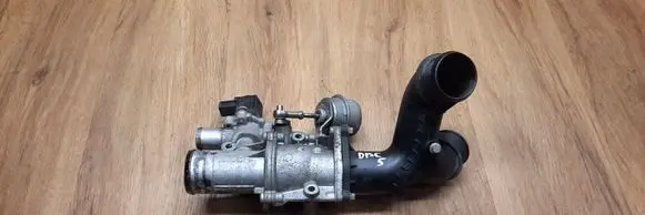 Land Rover Discovery 5 EGR valve FK6298659C