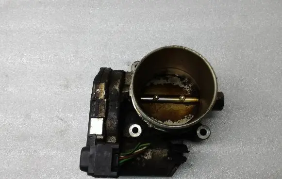 Volvo XC90 Throttle valve 30650013 0280750103
