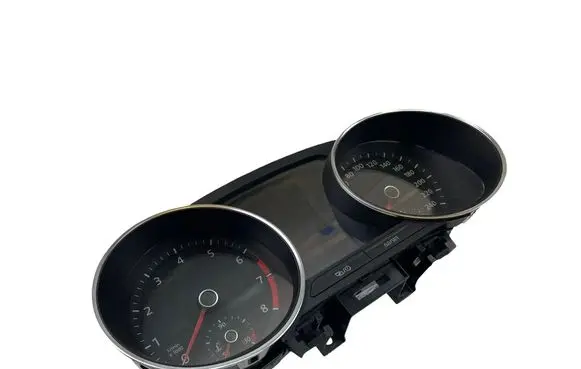 Volkswagen Polo V 6R Speedometer (instrument cluster) 6C0920740E