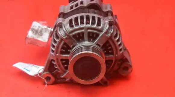 KIA Carens I Generator/alternator