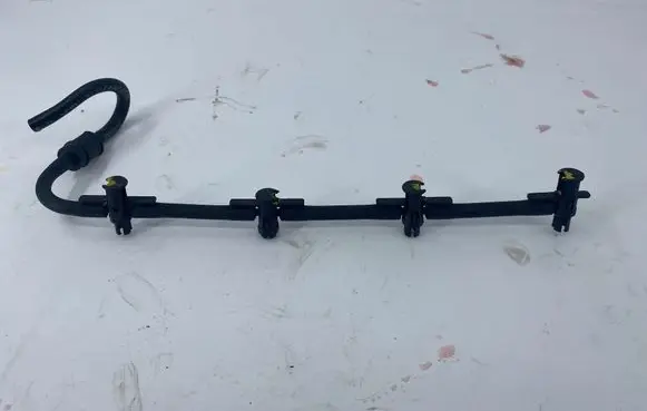 Audi A6 S6 C6 4F Fuel return line/hose 