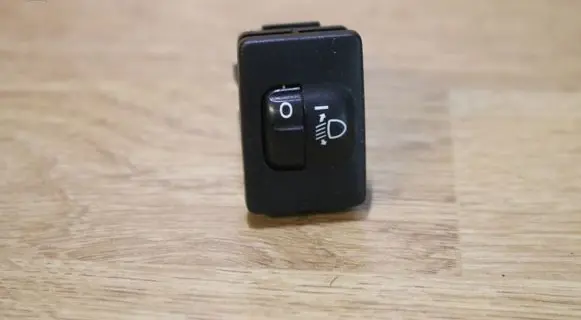 Toyota Auris 150 Headlight level height control switch 8415202040