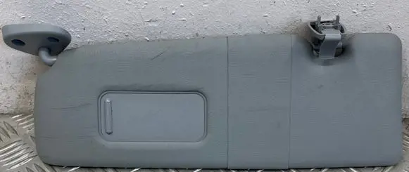 BMW 1 E81 E87 Sun visor 7252499