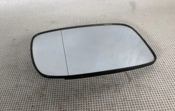 Toyota Prius (XW20) Wing mirror glass 