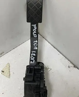 Volkswagen Polo V 6R Accelerator throttle pedal 6Q1721503M