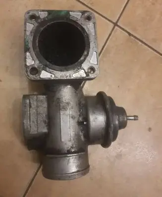 Volkswagen Transporter - Caravelle T4 EGR valve 074129499b