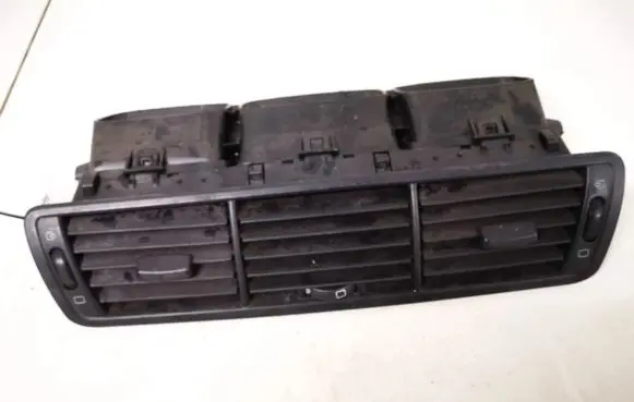 Fiat Ulysse Dash center air vent grill 1484107077 1491965077