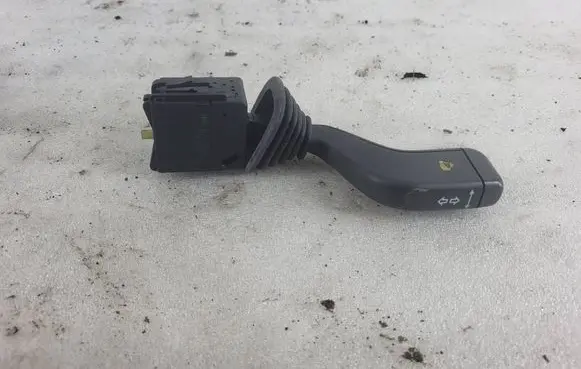 Opel Corsa C Indicator stalk 09185415 09185414 09185417