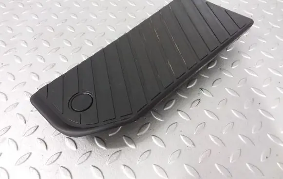 Audi Q7 4M Foot rest pad/dead pedal 4M1864777A