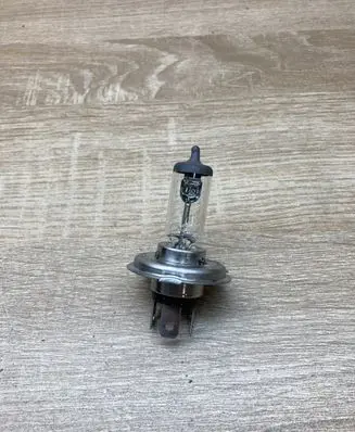 Audi A4 S4 B5 8D Headlight/headlamp bulb H4BULB