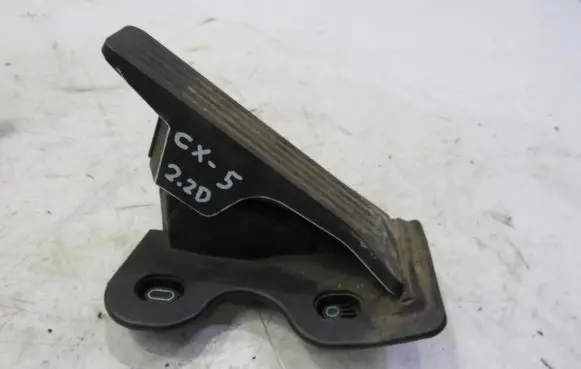 Mazda CX-5 Accelerator throttle pedal KD31-41600