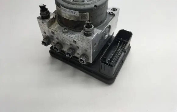 Volkswagen Golf VII ABS Pump 3Q0614517K 3Q0907379K