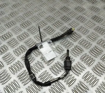 Mercedes-Benz C W204 Oil temperature sensor A0081532228