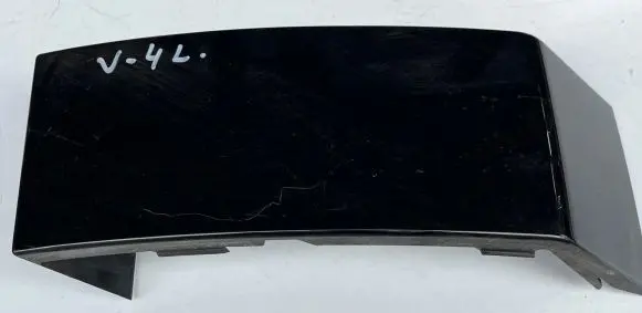 Volvo XC90 Rear/tail light trim molding 8620820RH 1125