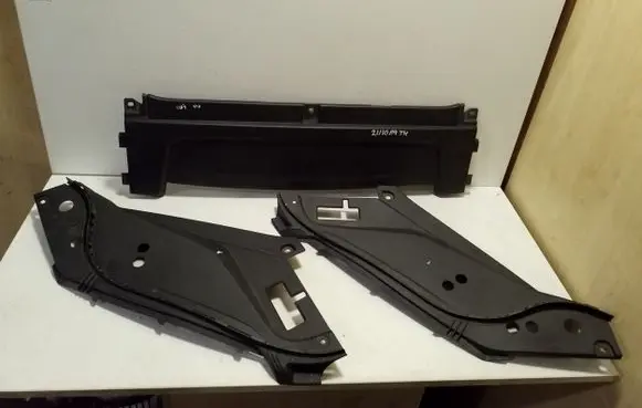 Radiator trim
