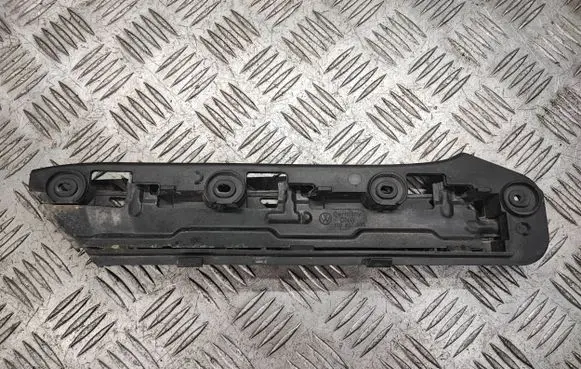 Volkswagen Touran I Front bumper mounting bracket 1T0807935