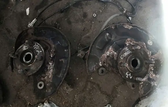 BMW X5 E53 Front wheel hub spindle knuckle 00000